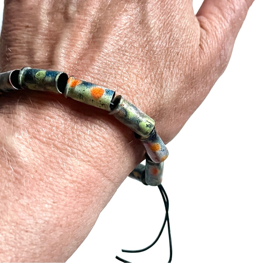 Bracelet Multicolor Brass Painted Beaded Bracelet. New. Unisex.